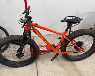 Trek Farley 7 fat tire mountain bike