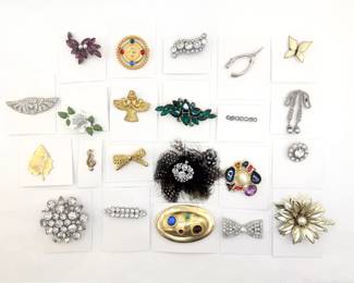 Great selection of brooches and pins
