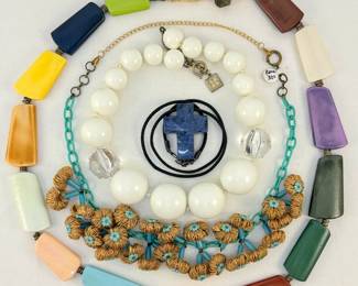 Bright bodacious beaded necklaces, anyone?