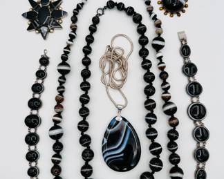 Vintage and antique banded agate jewelry – beaded necklaces, cabochon set link bracelets, dangle earrings, and pendants, including a mourning locket pendant containing a lock of hair