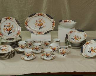Another view of the vintage Home Beautiful Canton Fair china porcelain dinner ware
