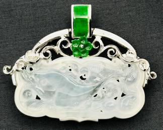 Sterling silver 925 and carved hardstone pendant, artist signed L. Hui