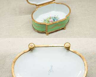 More views of the the antique French porcelain enameled and gilt hinged lidded box