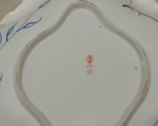 Closeup of the antique early 19th century Crown Derby porcelain 'Kings' Imari pattern shell form dishes dating to 1806-1825