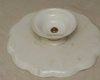 Closeup of the 18th century Crown Derby Imari 'Kings' pattern #383 porcelain footed large serving platter/lazy Susan