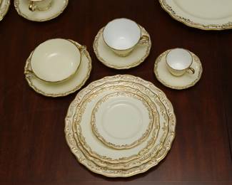 Another view of the Spode Copeland's China service for six in fine ivory cream color bone china with gilt scrollwork edges 