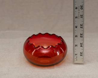 Antique hand blown Amberina glass finger bowl or rose bowl