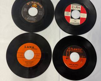 Vinyl singles by The Happenings, Inez Foxx, Dion, Aretha Franklin