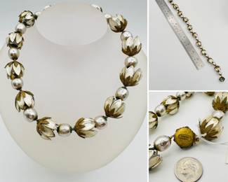 Vintage signed Miriam Haskell encircled flowers and faux pearl necklace