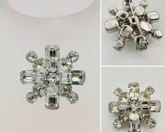 A beautiful Weiss snowflake brooch