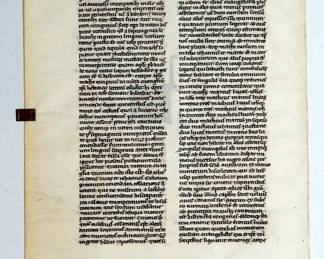 (This is the reverse view of leaf shown in the previous image.) 13th century illuminated manuscript – a leaf from a Leber Bible, Initials No. 1, Folio 392, illuminated initial with dragon head and body, fine red script, elegant flourishes upper recto of text, an excellent example. Made by a French workshop known as the Leber Group, in Paris, circa 1230-1240. Ink and tempera on vellum.