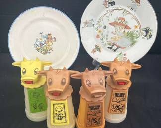 1960s Whirley Industries Inc Cow Creamers With Childrens Plates