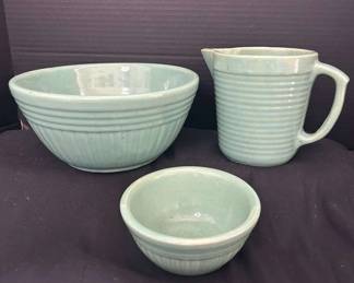 Set Of Two Teal Mixing Bowls And Matching Pitcher