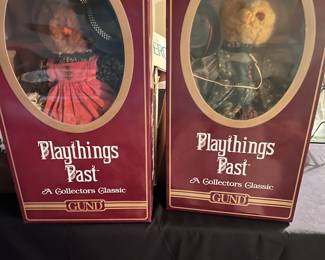 Fund Dolls