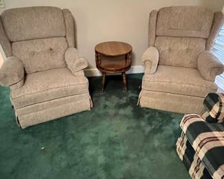 Pair Recliners, End Table