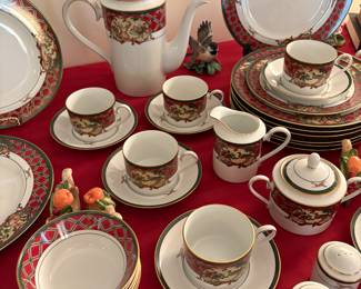 Noritake “Royal Hunt” over 80 pcs
