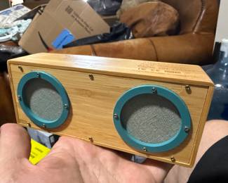 Otis & Eleanor Bongo Speaker