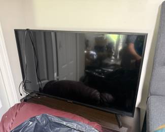 Samsung 43” Smart TV