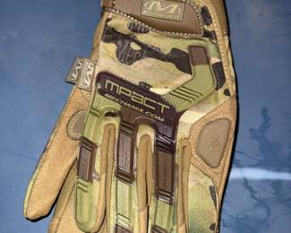 M-Pact Gloves