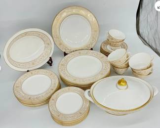 Sovereign- Royal Doulton