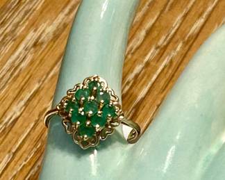 Emerald and gold ring