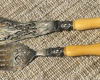 bone handle Fish set
