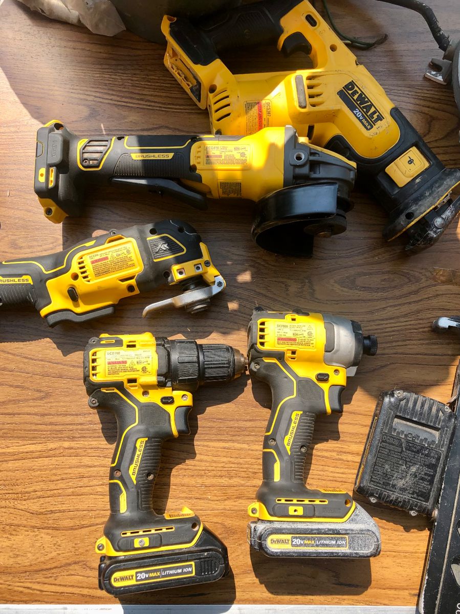 DeWalt Tools Drills Impact Drills