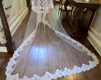 NEW Carolina Herrera Jenny Veil with blusher