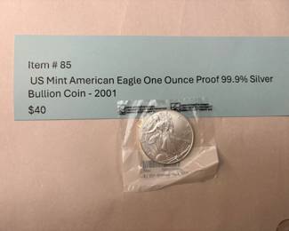 Item # 85 : US Mint American Eagle One Ounce Proof 99.9% Silver Bullion Coin - 2001 $40.00