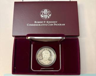 Item # 24 : 1998 S Robert F Kennedy Proof 90% Silver Dollar Commemorative $30.00
