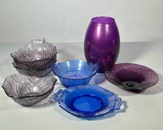 (8pc) MIXED COLORED GLASS DISHES | Including: purple glass vase, blown purple glass bowl, 4 purple cabbage form bowls, and 2 blue glass dishes - h. 8 x dia. 5 in (vase)