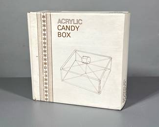 Candy Box | NIB Acrylic candy box - w. 8.5 x l. 8,5 in