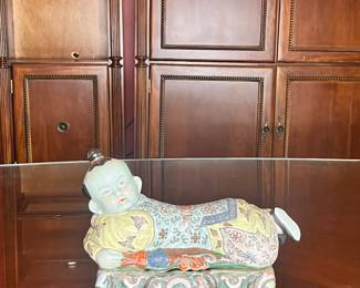 Chinese Famille Rose porcelain pillow