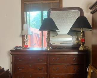 Queen Size Bedroom Suite