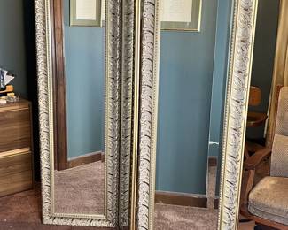 Vintage three-panel dressing screen with an ornate gold finish engraved frame, early 20th century