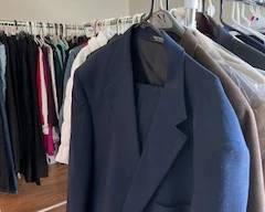 Men's Suits/Men's and Women's Coats