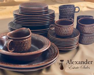 Vintage Wedgewood Pennine “oven to table” set
