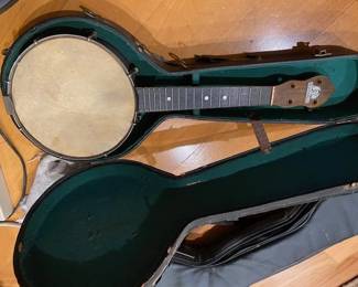 George Formby Banjo Uke missing pegs & bridge