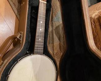 The Gibson UB 2 Banjo Uke