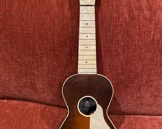 1930s Supertone Uke Celluloide