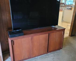 Samsung Flatscreen Smart TV