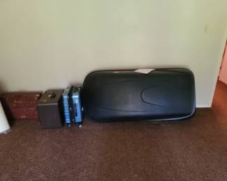 Thule Cascade 1500 Cargo Box