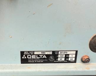 Delta 37-070 Table Saw