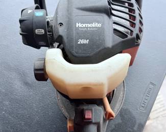 Homelite 26cc 2-Cycle Gas Hedge Trimmer