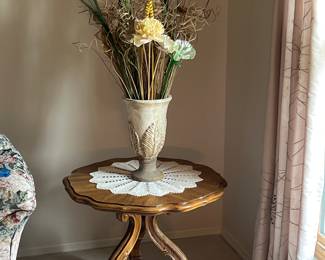 Thomasville Accent Table
