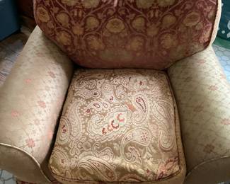 DOMAIN CHAIR