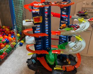Hot Wheels Ultimate Garage