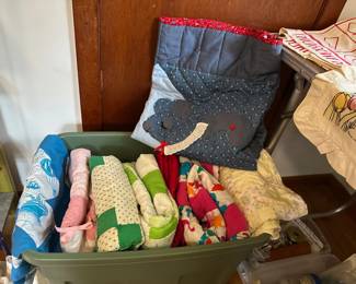 Vintage Linens - Quilts