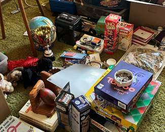 Many games and kid's toys!