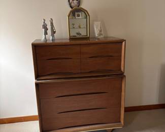 Mcm chest of drawer Kent Coffey